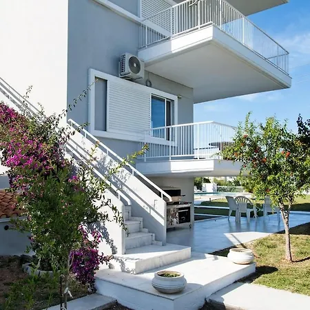 Family Maisonette With Pool #1