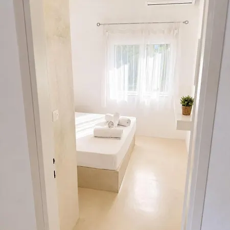 Family Maisonette With Pool #1