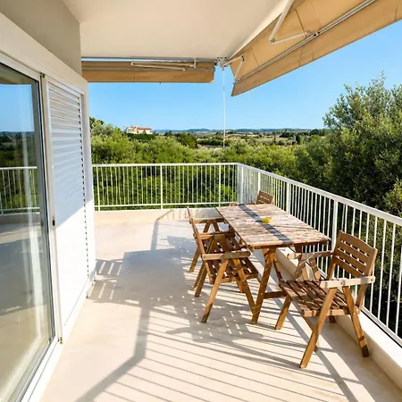 Family Maisonette With Pool #1 * Néa Fókaia