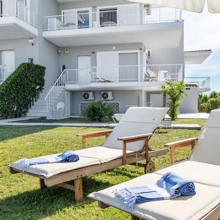 Family Maisonette With Pool #1 Apartment Nea Fokea