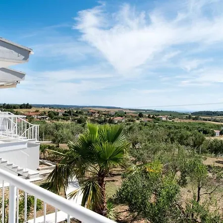 Family Maisonette With Pool #1 Apartment